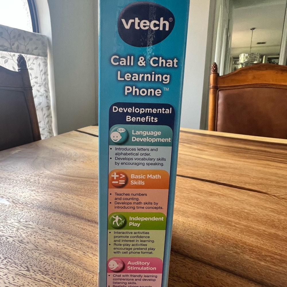 VTech Call & Chat Learning Phone - Picture 3 of 5